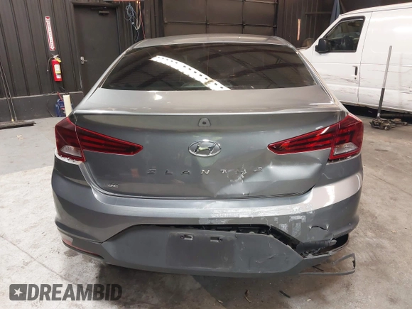 2020 Hyundai Elantra SE z VIN 5NPD74LF4LH521489, wystawiony jako IAAI lot #40638019 z przebiegiem 27 706 mil mil oraz . Historia ofert i sprzedaży dostępna na DreamBid. Obrazek 6.