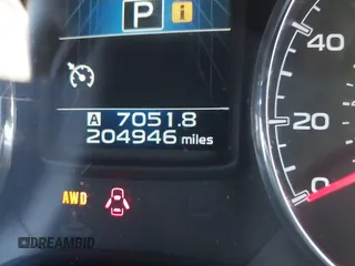 2013 Subaru Outback Limited с VIN 4S4BRBKC2D3234898, выставлен на аукционе IAAI как лот 42398113 с пробегом 204 946 миль миль и . История ставок и продаж доступна на DreamBid. Изображение 15.