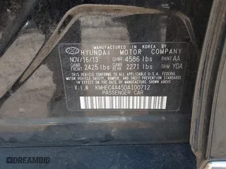 2013 Hyundai Sonata Hybrid with VIN KMHEC4A45DA100712, listed as a IAAI auction lot 41493504 with 1 mi miles. Bid and sale history available at carsss.com. Image 9.