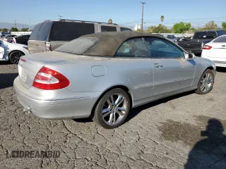 2005 Mercedes-Benz CLK-Class 3.2L with VIN WDBTK65J75F122191, listed as a Copart auction lot 77580334 with 51,439 mi miles and Salvage Title. Bid and sale history available at carsss.com. Image 3.