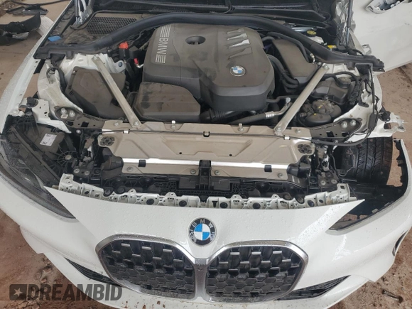 2025 BMW 4 Series 430i with VIN WBA33DB03SCS40361, listed as a Copart auction lot 48397335 with 3,949 mi miles and Salvage title. Bid and sale history available at DreamBid. Image 11.