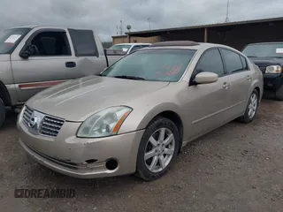 2005 Nissan Maxima 3.5 SL with VIN 1N4BA41E15C861965, listed as a IAAI auction lot 41739369 with 243,187 mi miles. Bid and sale history available at carsss.com. Image 2.
