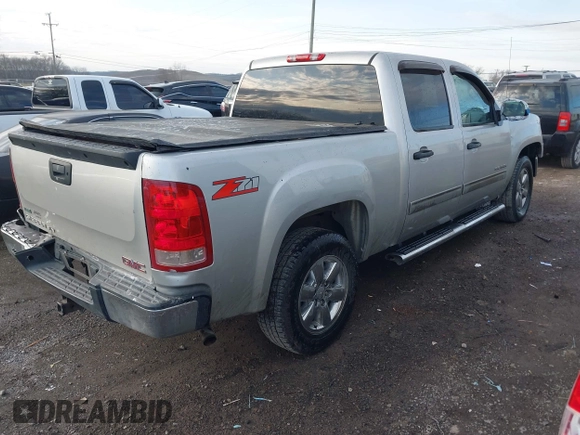 2010 GMC Sierra 1500 SLE z VIN 3GTRCVE0XAG117991, wystawiony jako IAAI lot #41549994 z przebiegiem 245 256 mil mil oraz . Historia ofert i sprzedaży dostępna na DreamBid. Obrazek 4.
