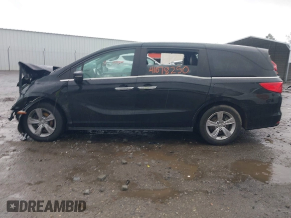2019 Honda Odyssey EX-L with VIN 5FNRL6H76KB116195, listed as a IAAI auction lot 41078250 with 106,922 mi miles. Bid and sale history available at carsss.com. Image 14.