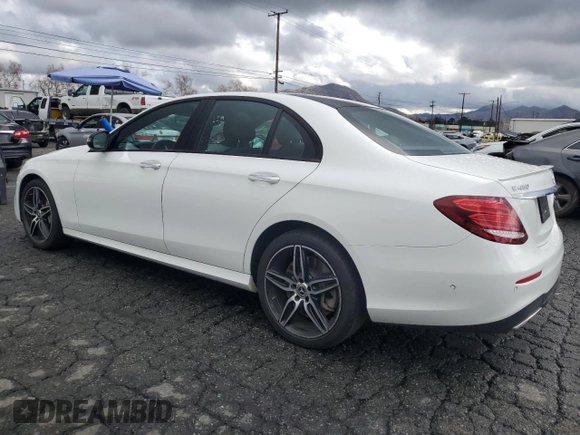 2019 Mercedes-Benz E 450 with VIN WDDZF6JB9KA499389, listed as a Copart auction lot 43795705 with 88,619 mi miles and Clean Title. Bid and sale history available at DreamBid. Image 2.