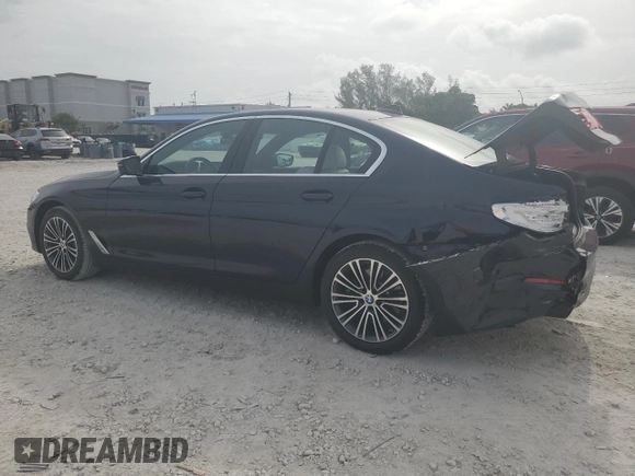 2020 BMW 5 Series 530i with VIN WBAJR3C00LWW70329, listed as a Copart auction lot 62140015 with 26,563 mi miles and Salvage title. Bid and sale history available at DreamBid. Image 2.