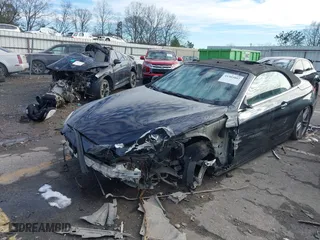 2012 BMW 6 Series 640i with VIN WBALW7C52CC618691, listed as a IAAI auction lot 41305802 with 1 mi miles. Bid and sale history available at carsss.com. Image 2.