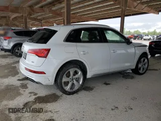 2024 Audi Q5 S line Premium Plus with VIN WA1EAAFY4R2023038, listed as a Copart auction lot 50983625 with 25,634 mi miles and Salvage title. Bid and sale history available at DreamBid. Image 3.