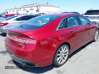 2016 Lincoln MKZ z VIN 3LN6L2G93GR612748, wystawiony jako IAAI lot #42262334 z przebiegiem 72 190 mil mil oraz . Historia ofert i sprzedaży dostępna na DreamBid. Obrazek 4.