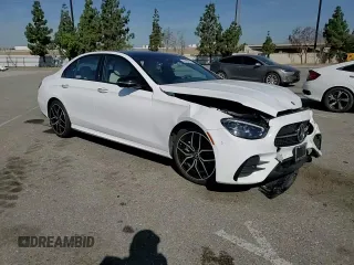 2021 Mercedes-Benz E 350 z VIN W1KZF8DB6MA919605, wystawiony jako Copart lot #57729745 z przebiegiem 19 142 mil mil oraz Szkoda całkowita • Salvage title. Historia ofert i sprzedaży dostępna na DreamBid. Obrazek 13.