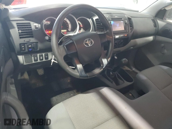 2013 Toyota Tacoma z VIN 5TFPX4EN6DX015170, wystawiony jako Copart lot #50858535 z przebiegiem 144 378 mil mil oraz Szkoda całkowita • Salvage title. Historia ofert i sprzedaży dostępna na DreamBid. Obrazek 8.