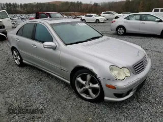 2005 Mercedes-Benz C 230 Kompressor z VIN WDBRF40JX5A787478, wystawiony jako Copart lot #84196124 z przebiegiem Nie podano mil oraz Nie do naprawy • Non repairable. Historia ofert i sprzedaży dostępna na DreamBid. Obrazek 11.