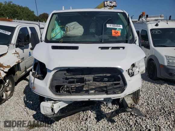 2018 Ford Transit с VIN 1FTYR1YM9JKB16261, выставлен на аукционе Copart как лот 74100484 с пробегом Не указан миль и На запчасти • Non repairable. История ставок и продаж доступна на DreamBid. Изображение 5.