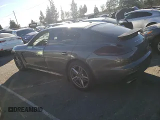 2015 Porsche Panamera 4 z VIN WP0AA2A74FL002284, wystawiony jako Copart lot #68167942 z przebiegiem 86 921 mil mil oraz . Historia ofert i sprzedaży dostępna na DreamBid. Obrazek 2.