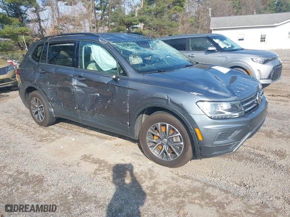 2021 Volkswagen Tiguan S with VIN 3VV1B7AX1MM005781, listed as a IAAI auction lot 40768656 with 48,109 mi miles. Bid and sale history available at carsss.com. Image 1.