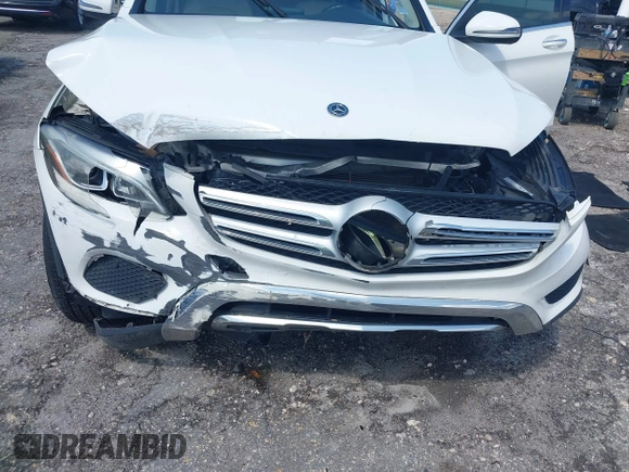 2019 Mercedes-Benz GLC 300 z VIN WDC0G4JB3K1000651, wystawiony jako IAAI lot #41936383 z przebiegiem 117 752 mil mil oraz . Historia ofert i sprzedaży dostępna na DreamBid. Obrazek 6.