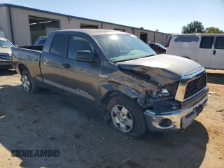 2008 Toyota Tundra 4WD Truck with VIN 5TBBV541X8S499448, listed as a Copart auction lot 69318414 with 253,204 mi miles and Salvage Title. Bid and sale history available at carsss.com. Image 4.