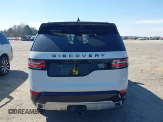 2019 Land Rover Discovery HSE Luxury with VIN SALRT2RK8KA080555, listed as a IAAI auction lot 41833340 with 122,111 mi miles. Bid and sale history available at carsss.com. Image 16.