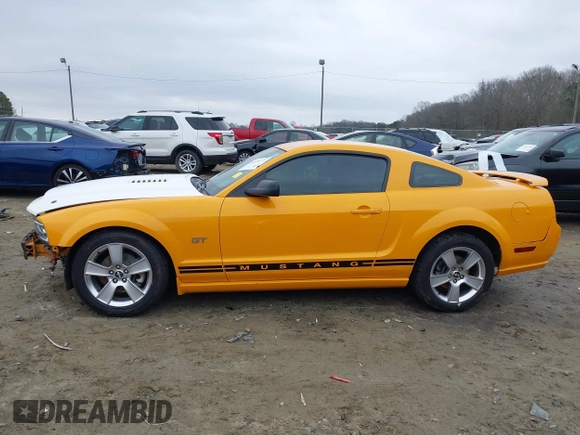 2007 Ford Mustang GT Deluxe with VIN 1ZVFT82H675285686, listed as a IAAI auction lot 41478777 with 189,083 mi miles. Bid and sale history available at carsss.com. Image 15.