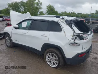 2017 Jeep Cherokee Latitude с VIN 1C4PJMCS3HW545909, выставлен на аукционе IAAI как лот 42328056 с пробегом 149 979 миль миль и . История ставок и продаж доступна на DreamBid. Изображение 3.