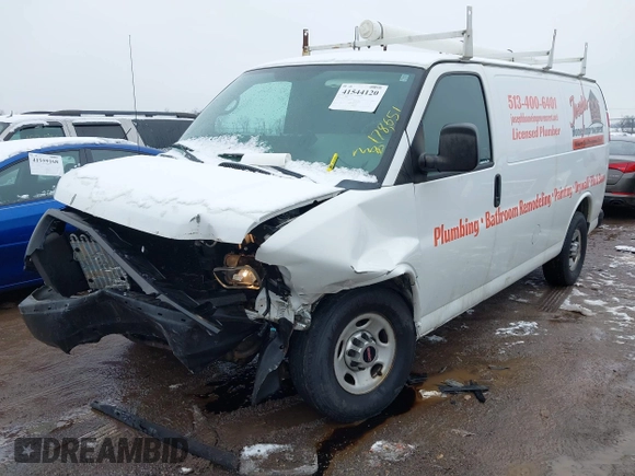 2012 GMC Savana Cargo Van with VIN 1GTZ7TBG1C1198262, listed as a IAAI auction lot 41544120 with 178,651 mi miles. Bid and sale history available at carsss.com. Image 17.