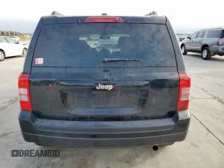 2014 Jeep Patriot Latitude with VIN 1C4NJPFA9ED754607, listed as a Copart auction lot 46094045 with 121,890 mi miles and Clean Title. Bid and sale history available at carsss.com. Image 6.