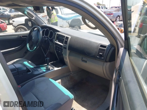 2003 Toyota 4Runner SR5 z VIN JTEZU14R830003562, wystawiony jako IAAI lot #42408101 z przebiegiem 269 316 mil mil oraz . Historia ofert i sprzedaży dostępna na DreamBid. Obrazek 5.