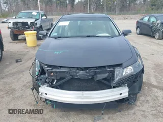 2012 Acura TL Tech Auto with VIN 19UUA9F59CA006501, listed as a IAAI auction lot 41869204 with 135,780 mi miles. Bid and sale history available at carsss.com. Image 6.