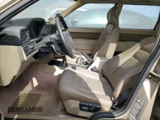 1994 Volvo 850 с VIN YV1LW5521R2028646, выставлен на аукционе Copart как лот 81581234 с пробегом 118 791 миль миль и Чистый • Clean title. История ставок и продаж доступна на DreamBid. Изображение 7.