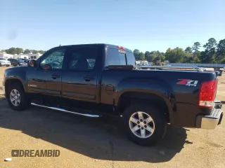 2007 GMC Sierra 1500 with VIN 3GTEK13Y47G511739, listed as a Copart auction lot 66045824 with 217,503 mi miles and Clean Title. Bid and sale history available at DreamBid. Image 2.