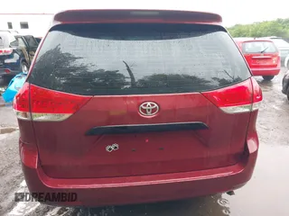 2014 Toyota Sienna L with VIN 5TDZK3DC0ES457242, listed as a IAAI auction lot 42307360 with 86,857 mi miles and . Bid and sale history available at DreamBid. Image 16.