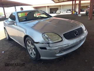 2002 Mercedes-Benz SLK 230 Kompressor с VIN WDBKK49FX2F251009, выставлен на аукционе IAAI как лот 42443840 с пробегом 82 655 миль миль и . История ставок и продаж доступна на DreamBid. Изображение 6.