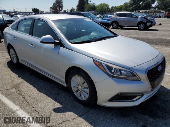 2016 Hyundai Sonata Hybrid SE with VIN KMHE24L11GA009480, listed as a Copart auction lot 54905615 with 71,245 mi miles and Salvage Title. Bid and sale history available at carsss.com. Image 4.