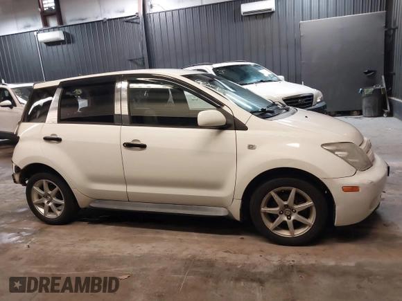 2005 Scion xA z VIN JTKKT624650079130, wystawiony jako IAAI lot #42084860 z przebiegiem 181 378 mil mil oraz . Historia ofert i sprzedaży dostępna na DreamBid. Obrazek 14.