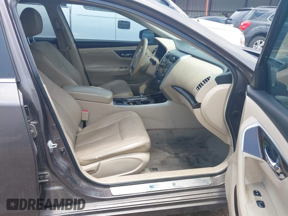 2013 Nissan Altima SL with VIN 1N4AL3AP5DC107080, listed as a IAAI auction lot 42583791 with 295,405 mi miles and . Bid and sale history available at DreamBid. Image 5.