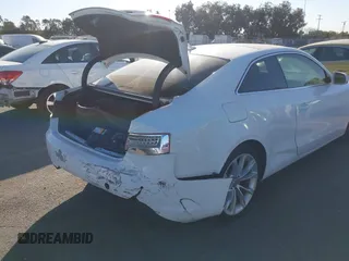 2013 Audi A5 Premium Plus z VIN WAULFAFR0DA029857, wystawiony jako IAAI lot #41300565 z przebiegiem 151 261 mil mil oraz . Historia ofert i sprzedaży dostępna na DreamBid. Obrazek 6.