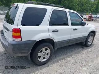2007 Ford Escape Hybrid с VIN 1FMCU49H47KC05199, выставлен на аукционе IAAI как лот 42504487 с пробегом 169 644 миль миль и . История ставок и продаж доступна на DreamBid. Изображение 4.