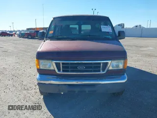 2007 Ford Econoline Passenger XL with VIN 1FBNE31L07DB35827, listed as a IAAI auction lot 41035775 with 110,257 mi miles. Bid and sale history available at carsss.com. Image 6.