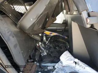 2021 Ford Police Interceptor Utility z VIN 1FM5K8AB5MGB53724, wystawiony jako Copart lot #71199844 z przebiegiem Nie podano mil oraz Szkoda całkowita • Salvage title. Historia ofert i sprzedaży dostępna na DreamBid. Obrazek 10.