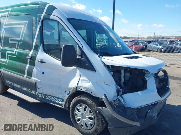 2017 Ford Transit Passenger XL with VIN 1FMZK1CM6HKB46985, listed as a IAAI auction lot 41651746 with 85,510 mi miles. Bid and sale history available at carsss.com. Image 6.