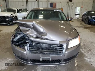 2009 Volvo S80 I6 Turbo с VIN YV1AH992191105007, выставлен на аукционе Copart как лот 58721735 с пробегом 109 057 миль миль и На запчасти • Non repairable. История ставок и продаж доступна на DreamBid. Изображение 5.