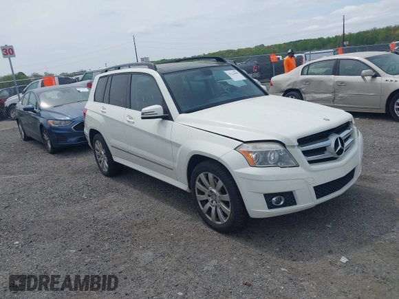 2011 Mercedes-Benz GLK 350 with VIN WDCGG8HB0BF566328, listed as a IAAI auction lot 42126696 with 149,824 mi miles and . Bid and sale history available at carsss.com. Image 1.