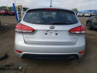 2015 Kia Forte 5-Door EX with VIN KNAFX5A89F5388765, listed as a Copart auction lot 72407884 with 103,671 mi miles and Clean Title. Bid and sale history available at carsss.com. Image 6.