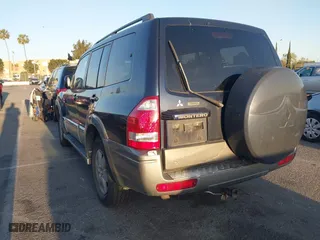 2005 Mitsubishi Montero LTD with VIN JA4MW51S55J001203, listed as a IAAI auction lot 41915695 with 211,868 mi miles. Bid and sale history available at carsss.com. Image 3.