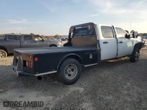 2008 GMC Sierra 3500HD DRW SLE2 z VIN 1GTJK33688F205851, wystawiony jako Copart lot #77532264 z przebiegiem 196 137 mil mil oraz Czysty tytuł • Clean title. Historia ofert i sprzedaży dostępna na DreamBid. Obrazek 3.
