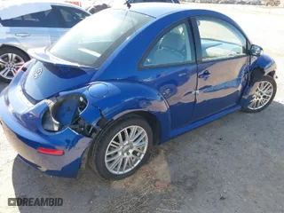 2007 Volkswagen New Beetle Coupe with VIN 3VWPW31C67M504497, listed as a IAAI auction lot 41288271 with 85,422 mi miles. Bid and sale history available at carsss.com. Image 6.