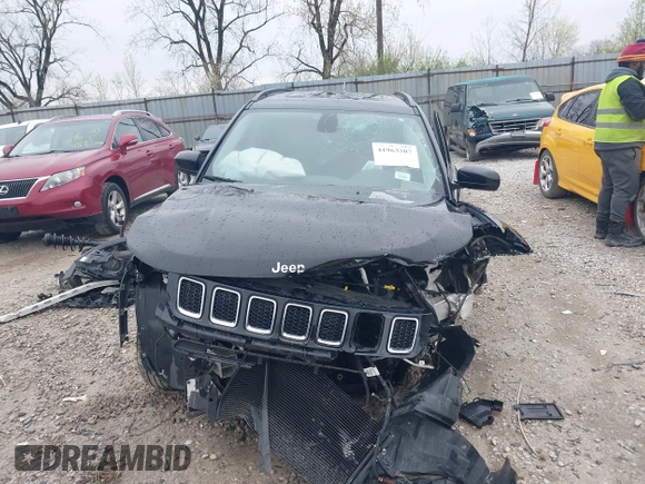 2017 Jeep Compass Latitude with VIN 3C4NJDBB7HT640200, listed as a IAAI auction lot 41963507 with 113,328 mi miles and . Bid and sale history available at carsss.com. Image 12.
