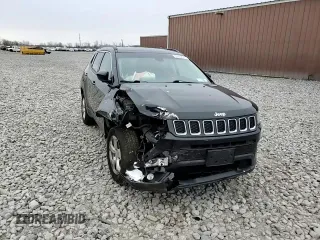 2019 Jeep Compass Latitude z VIN 3C4NJDBB6KT629924, wystawiony jako Copart lot #52282615 z przebiegiem 84 373 mil mil oraz Szkoda całkowita • Salvage title. Historia ofert i sprzedaży dostępna na DreamBid. Obrazek 12.