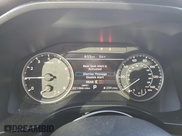 2024 Mitsubishi Outlander ES z VIN JA4J3UA84RZ080459, wystawiony jako Copart lot #47475125 z przebiegiem 21 066 mil mil oraz Szkoda całkowita • Salvage title. Historia ofert i sprzedaży dostępna na DreamBid. Obrazek 9.