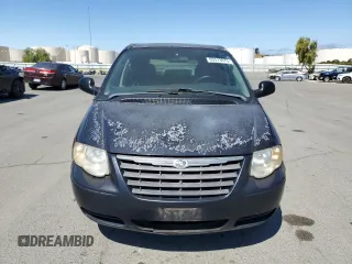 2005 Chrysler Town & Country LX с VIN 2C4GP44RX5R502120, выставлен на аукционе Copart как лот 65573975 с пробегом 95 154 миль миль и Чистый • Clean title. История ставок и продаж доступна на DreamBid. Изображение 5.